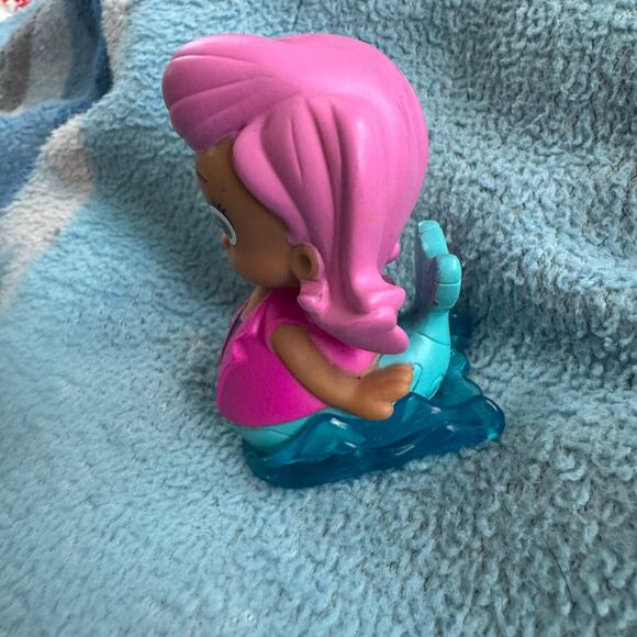 Fisher Price Nick Jr. Bubble Guppies Roller Figure Molly - Picture 4 of 4